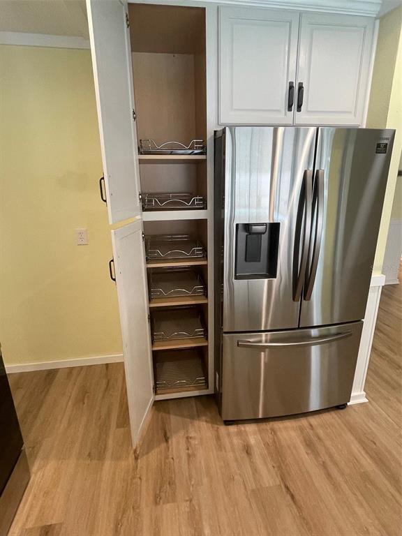 Building Photo - 6108 11th Ave W