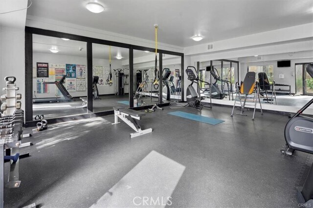 Building Photo - 6542 Ocean Crest Dr