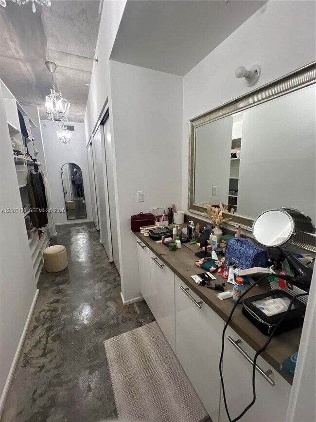 Building Photo - 3470 E Coast Ave