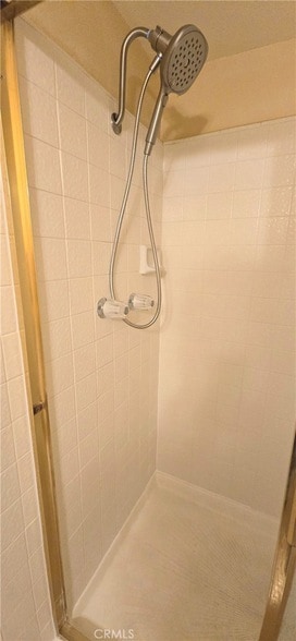 Building Photo - 1400 Post Rd