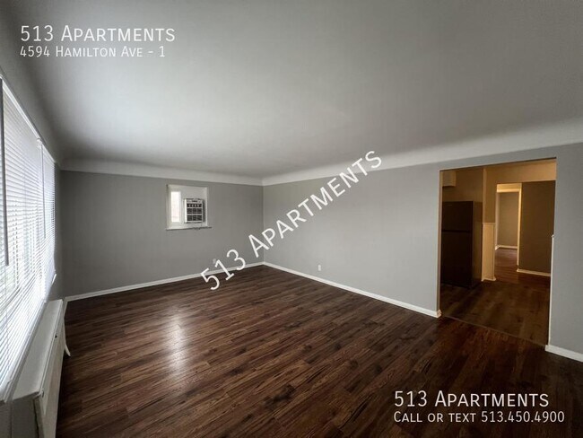 Building Photo - 4594 Hamilton Ave