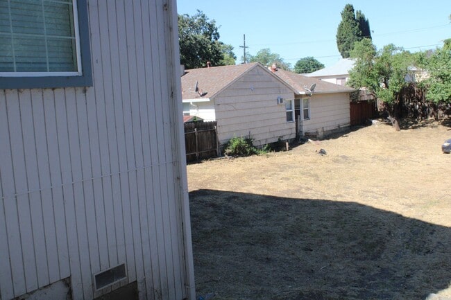 Building Photo - 2004 Cavallo Rd