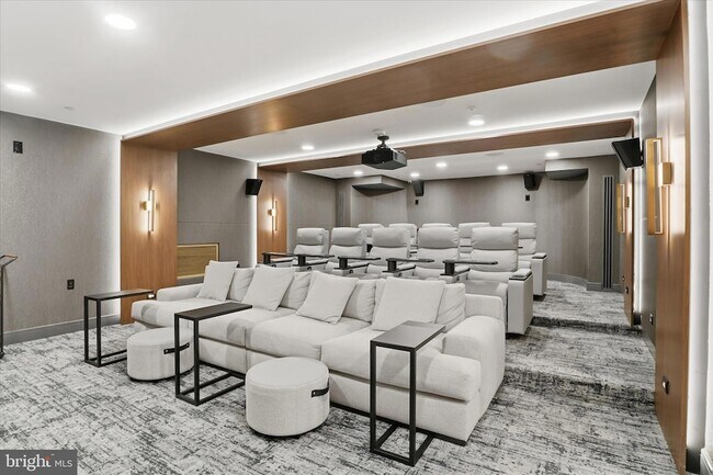 Building Photo - 631 D St NW