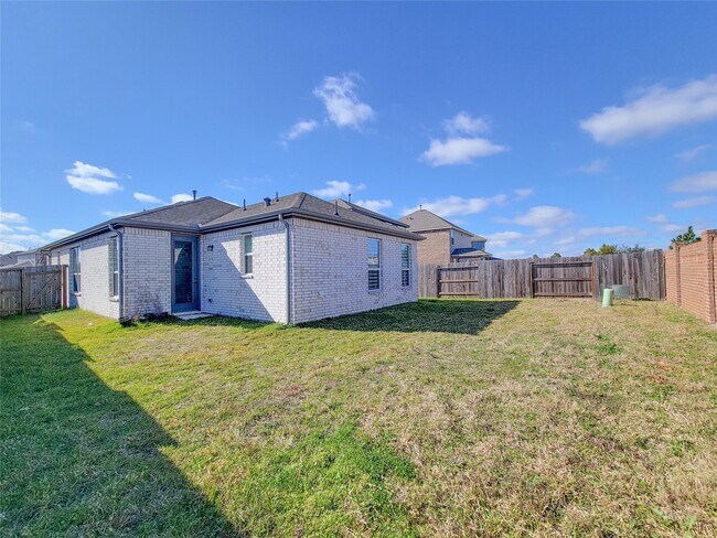 Building Photo - 8214 Leisure Pt Dr