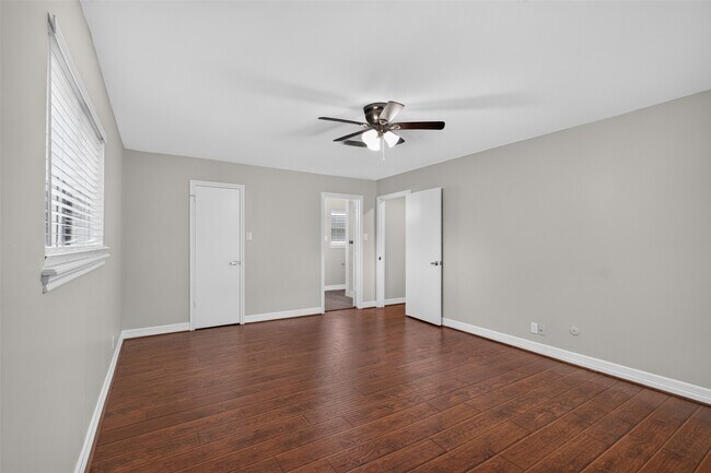 Building Photo - 1503 Shannon Valley Dr