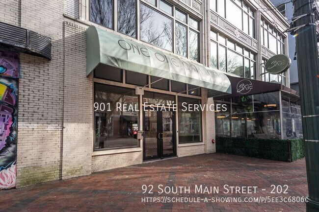 Building Photo - 92 S Main St
