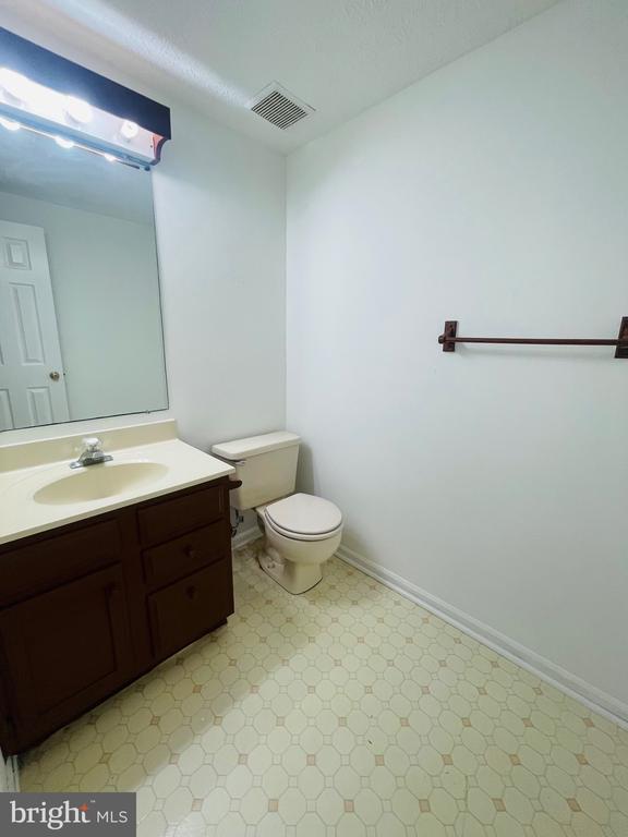 Building Photo - 8545 Black Star Cir