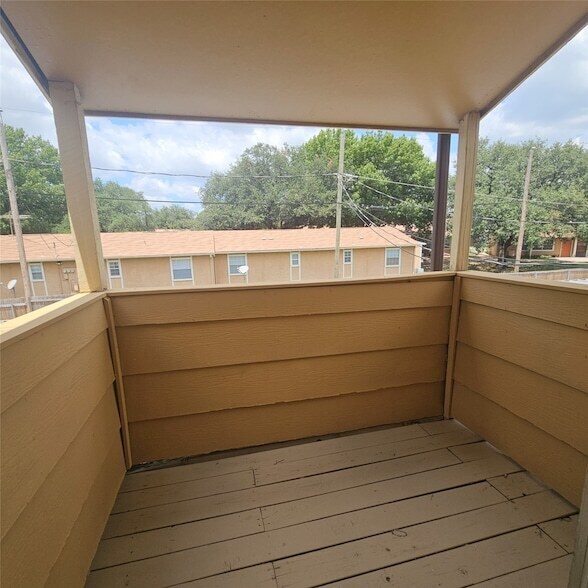 Building Photo - 6188 Vega Dr