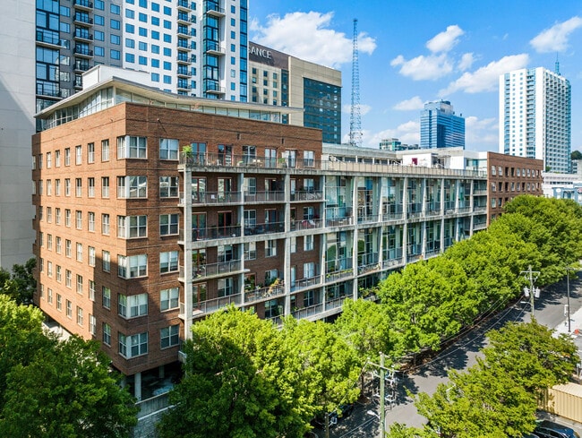 Building Photo - 845 Spring St NW