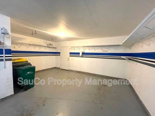 Building Photo - 20715 NW Painted Mountain Dr