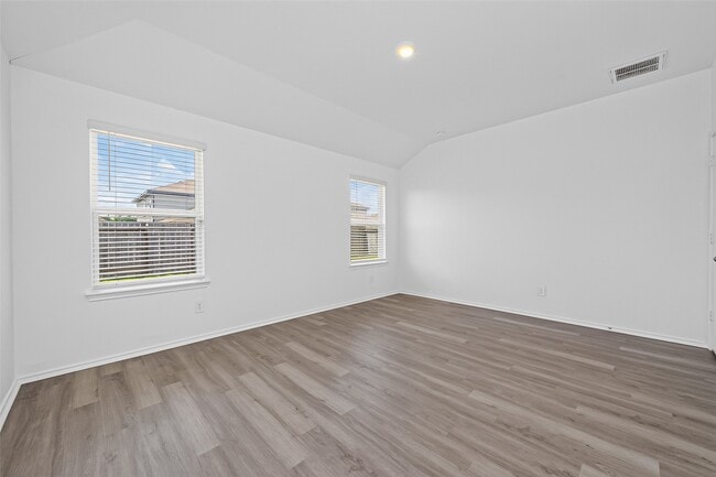 Building Photo - 14556 Lily Plns Dr