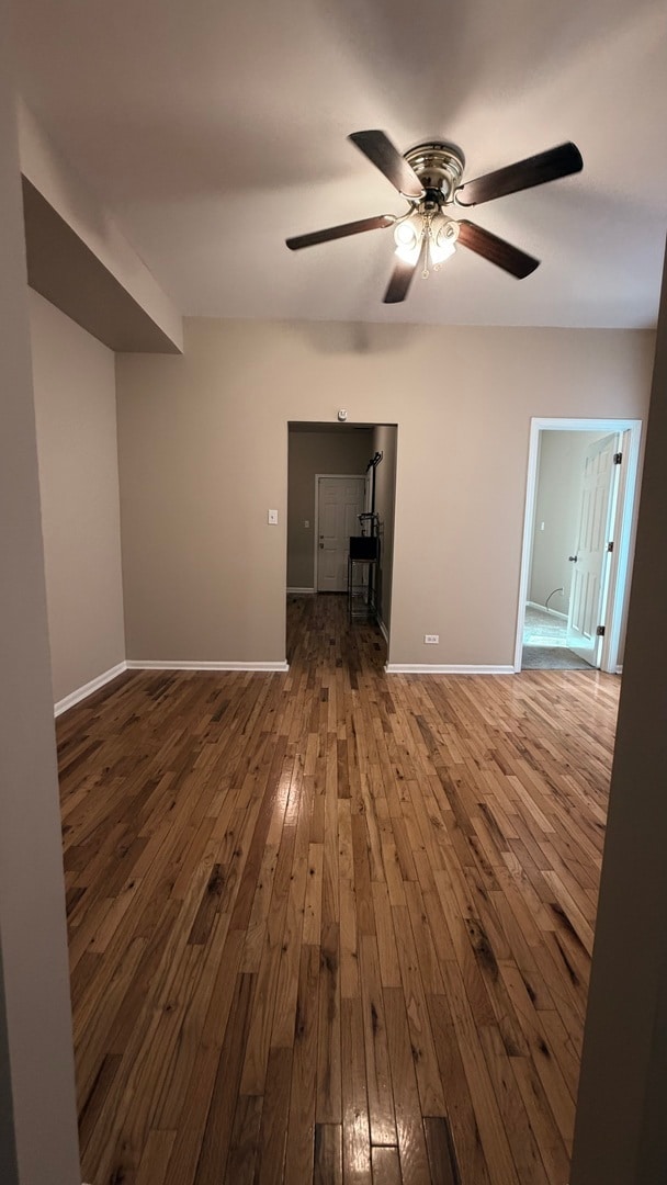 Building Photo - 4055 S Calumet Ave