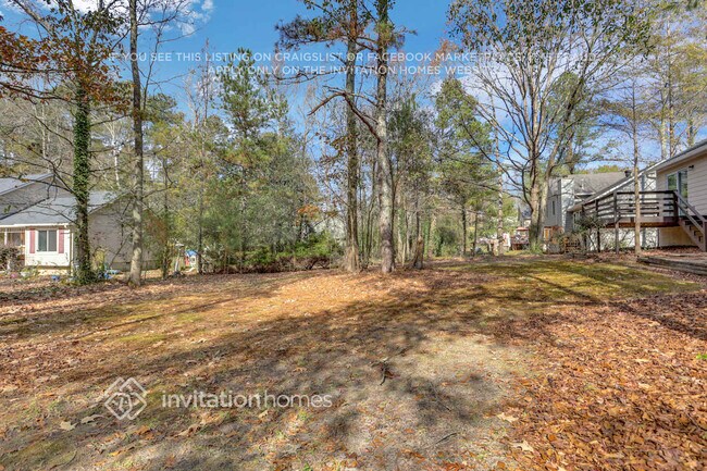 Building Photo - 3000 Springview Pl