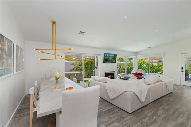 Building Photo - 54990 Avenida Madero