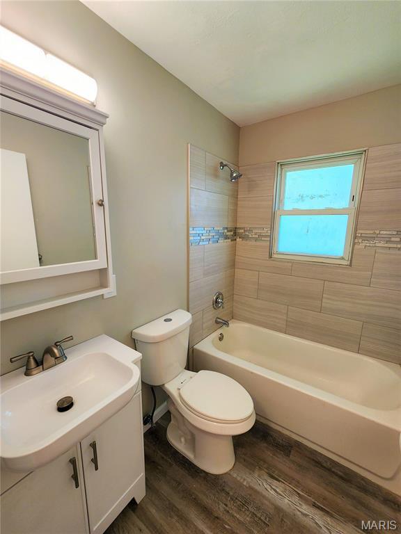 Building Photo - 9808 Winkler Dr