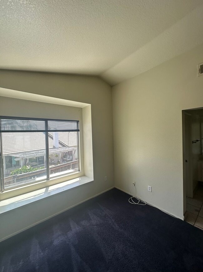 Building Photo - 7049 Arlington Pl