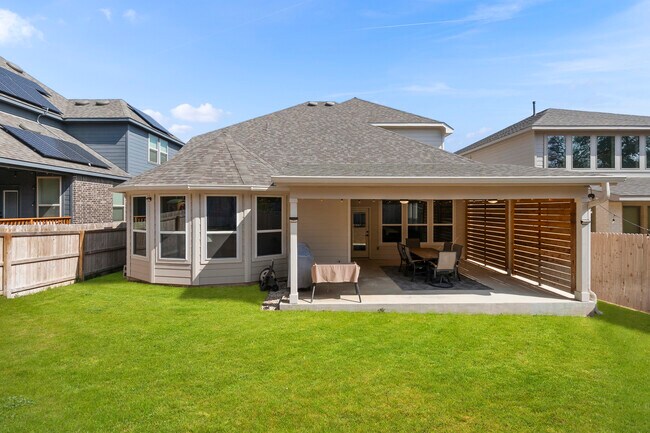 Building Photo - 1711 Dalhart