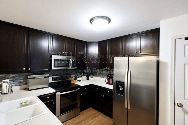 Building Photo - 15831 Haggis Dr