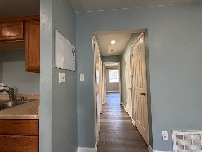 Building Photo - 6236 Cavan Dr