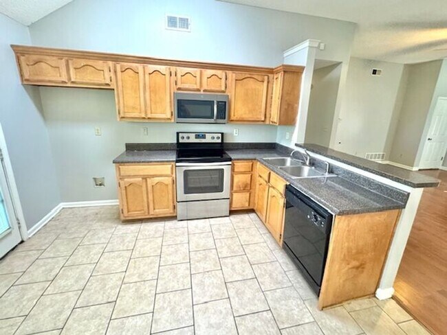 Building Photo - MOVE IN SPECIAL! Desoto County-Great Schoo...
