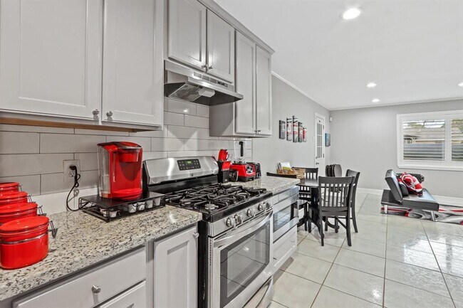Building Photo - 6311 Bluestone Dr