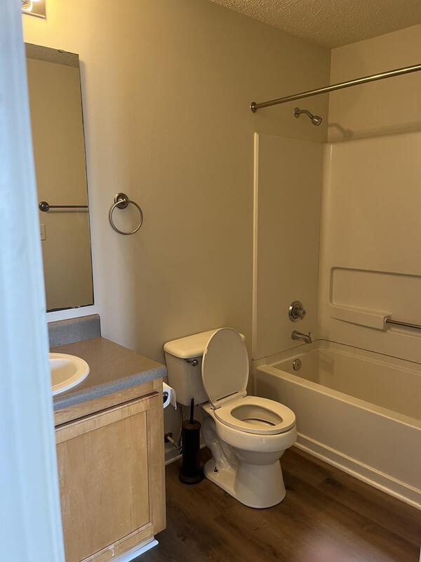 Building Photo - 1523 Harts Ridge Drive - 1