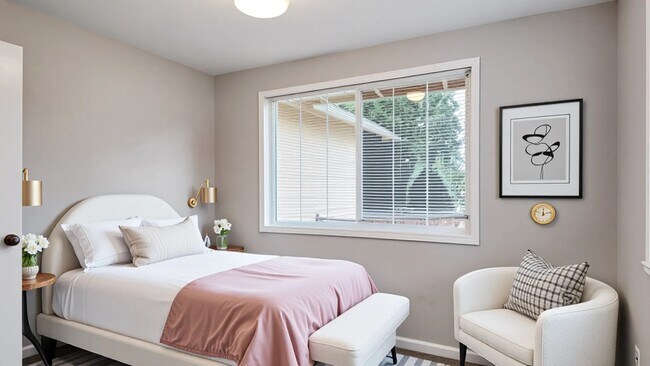 Building Photo - Charming 3BR Home with Massive Fenced in Yard