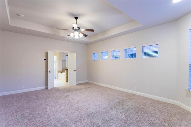 Building Photo - 2409 Lynbridge Dr