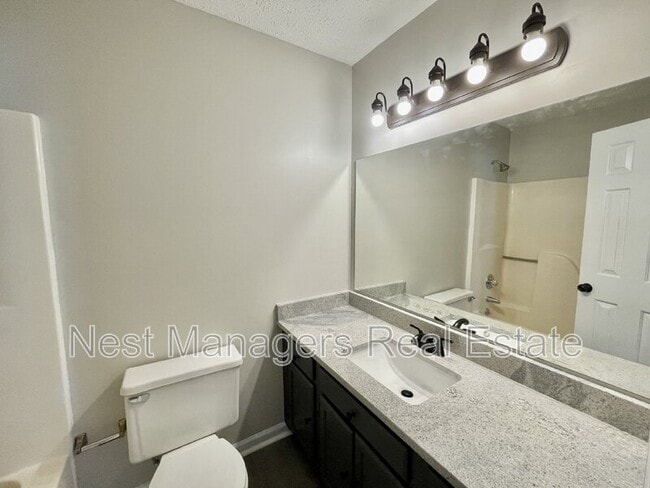 Building Photo - 187 Aloha Dr