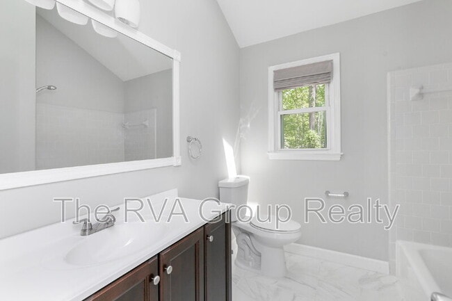 Building Photo - 11000 May Apple Terrace