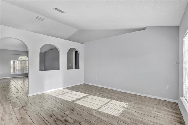 Building Photo - 5396 Berrien Ave