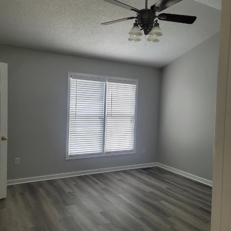 Building Photo - 2405 King Arthurs Ct