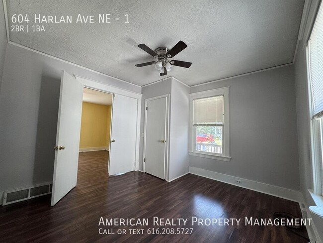 Building Photo - 604 Harlan Ave NE