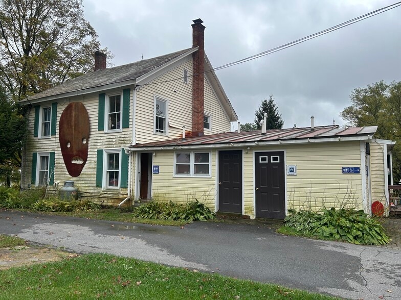 Primary Photo - 19 Cary Rd