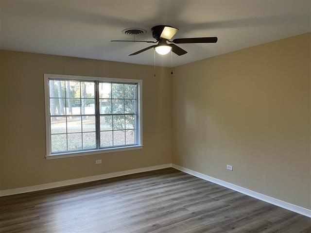 Building Photo - 5525 Hooks Ave