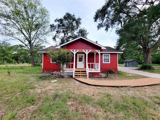 Primary Photo - 15590 Magnolia Park