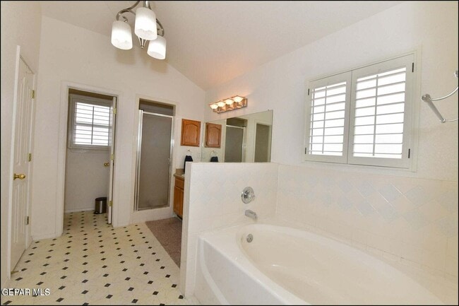 Building Photo - 12157 St Lucia Dr