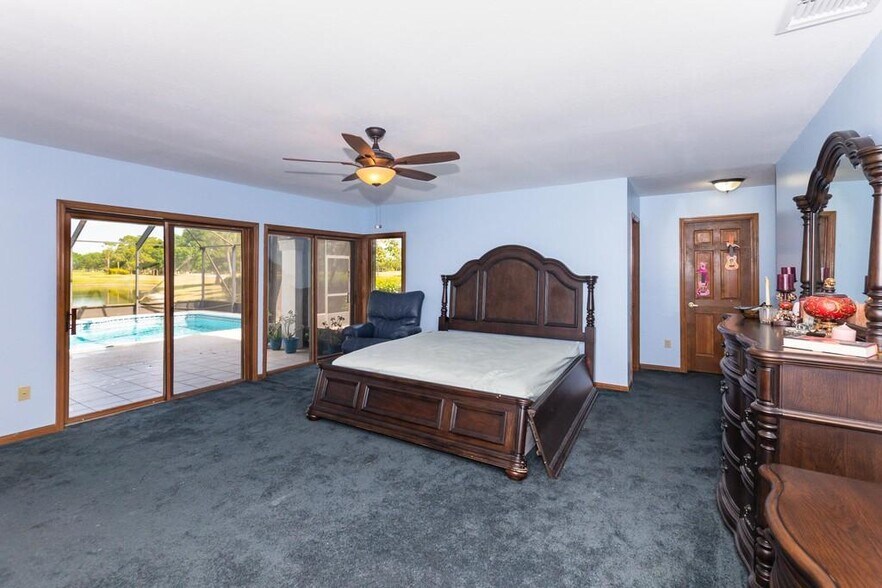 Building Photo - 3001 Conifer Dr