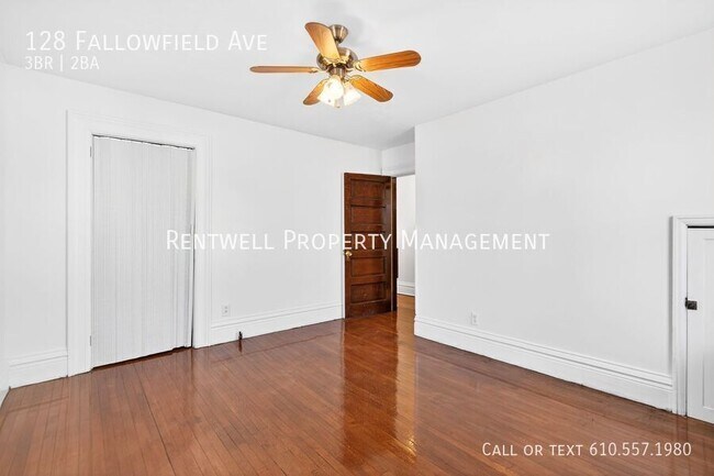 Building Photo - 128 Fallowfield Ave