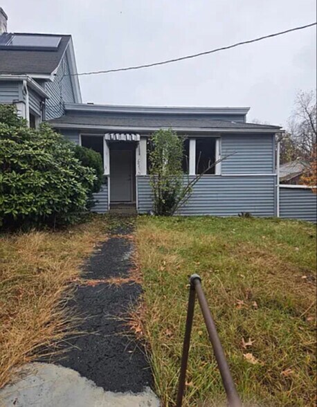 Building Photo - 159 Lincoln St