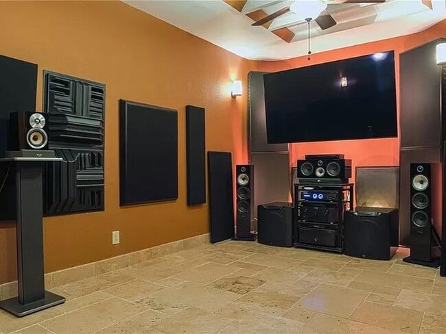 Building Photo - 5809 Avery Island Ave