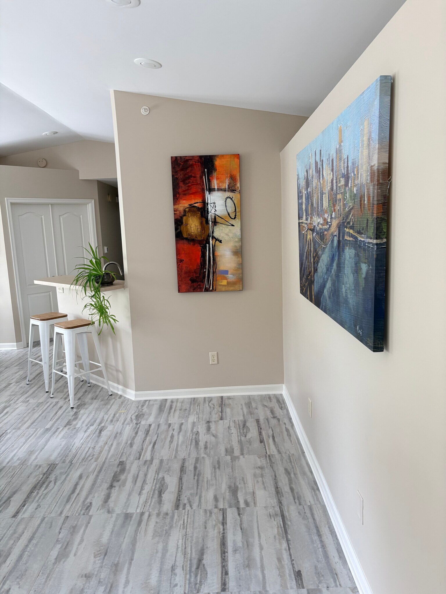 Building Photo - 257 Skyview Ct