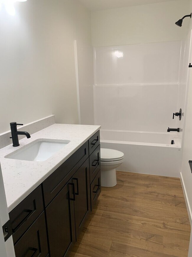 Building Photo - Brand new construction