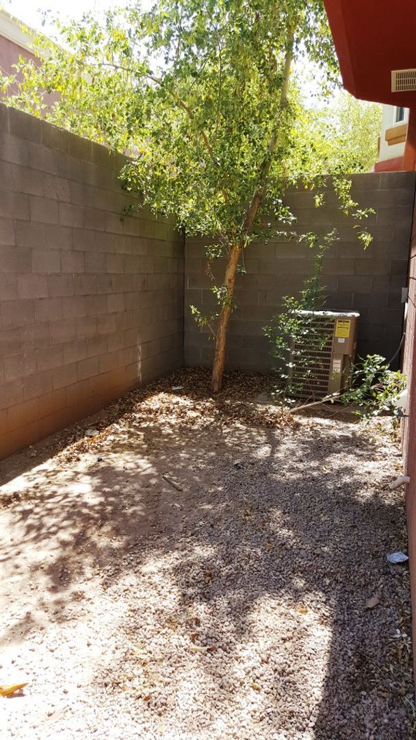 Building Photo - COMING SOON...SPACIOUS TEMPE TOWNHOME!