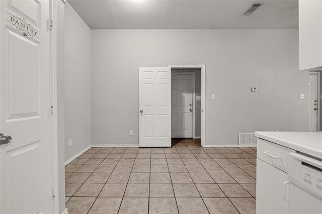 Building Photo - 214 Joshua Blvd