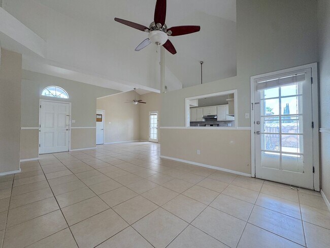 Building Photo - 1605 Cezanne Cir