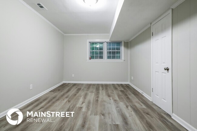 Building Photo - 6833 Arabian Terrace