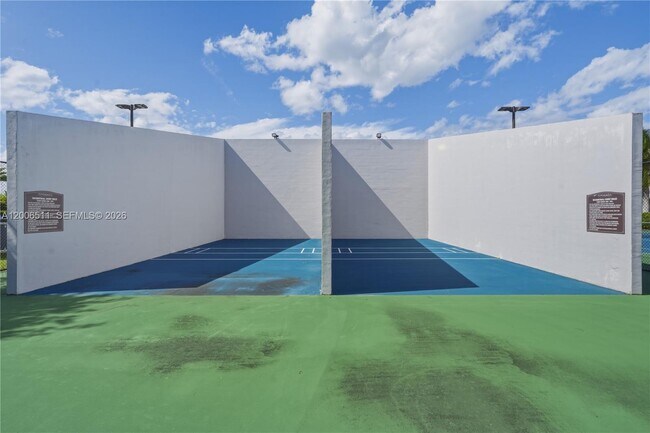 Building Photo - 10730 Oceano Wy