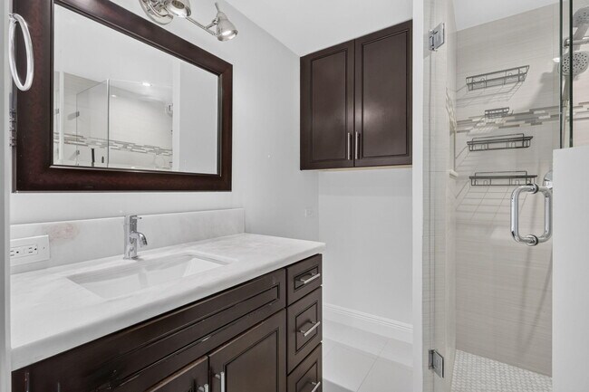 Building Photo - 846 Blue Ridge Cir