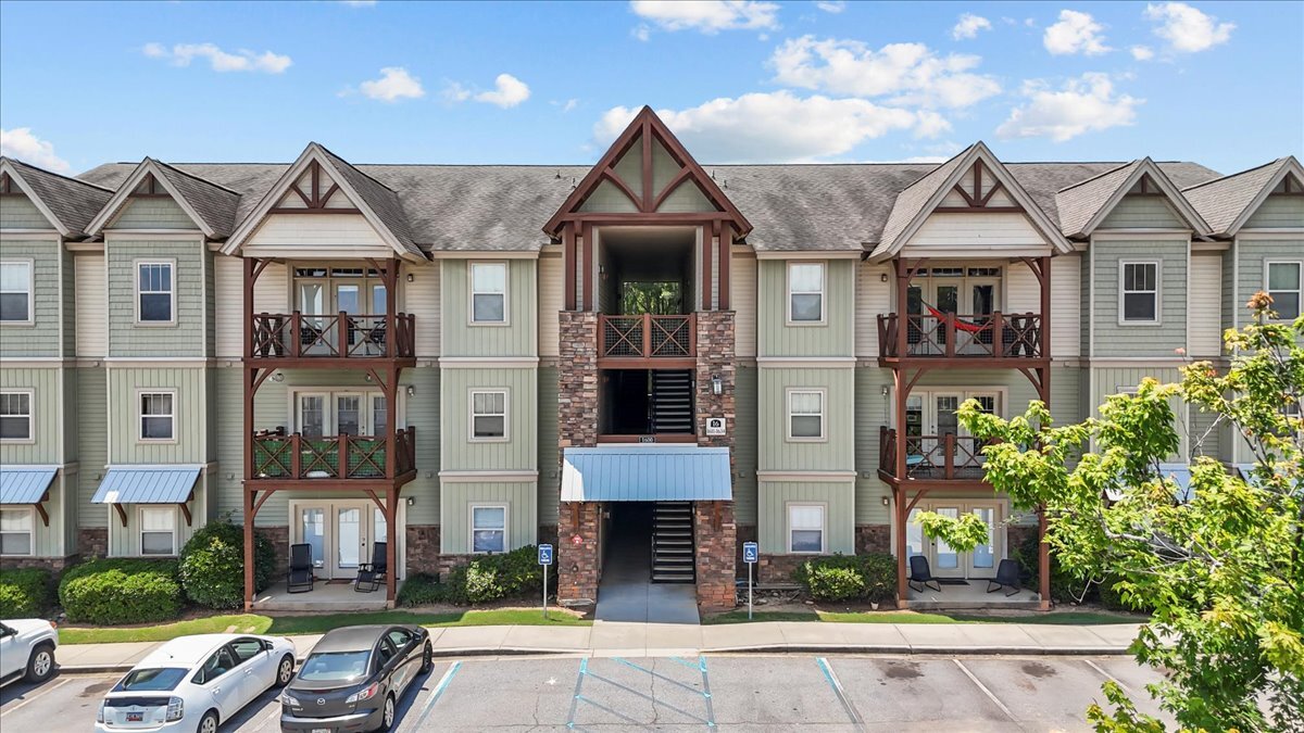 Building Photo - 1613 Muscovy Way
